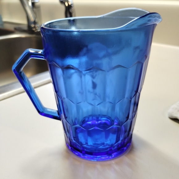 Vintage Shirley Temple Cobalt Blue mini pitcher - Picture 5 of 9
